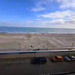 Panoramic Seaview Infinity Prima Linie La Mare דירה Năvodari